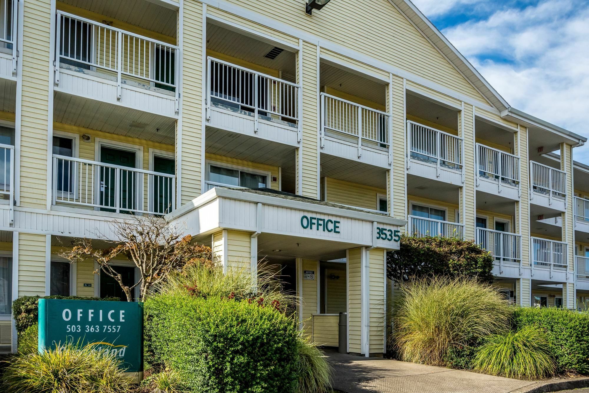 Hometowne Studios By Red Roof Salem, Or Dış mekan fotoğraf
